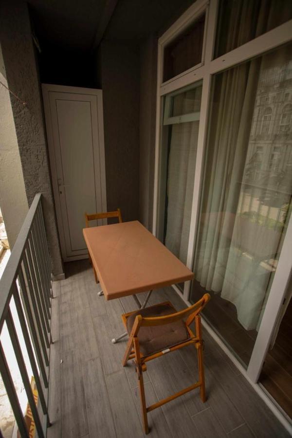Appartement Amazing Magnolia à Batoumi Extérieur photo